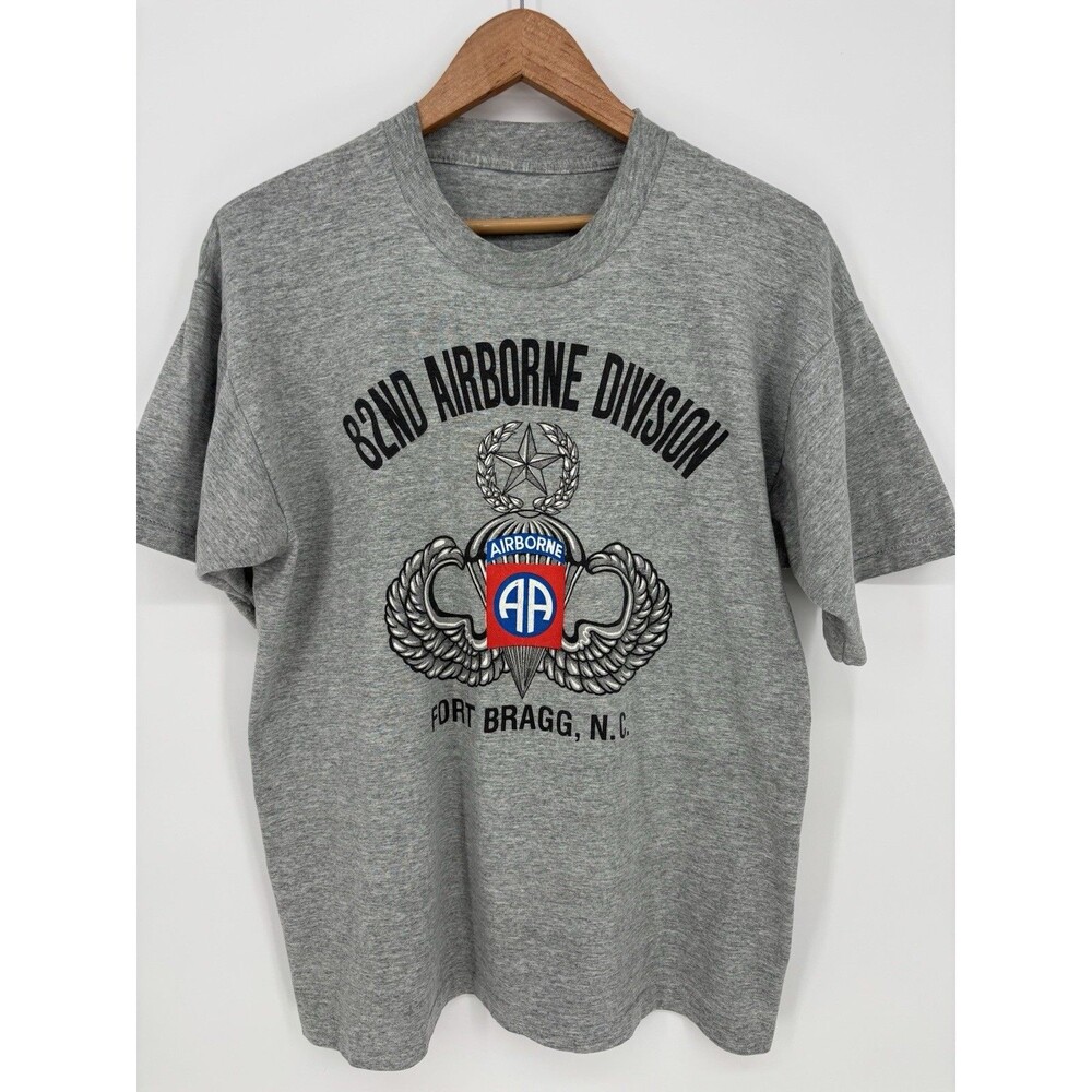 Vintage 82nd Airborne Division Fort Bragg NC Single Stitch Gray T-Shirt L Tee